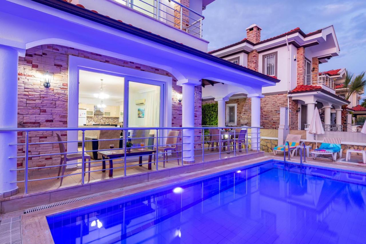 Villa Yasam Park - Luxury 8 Person - Fethiye Calis Beach 90Mt Εξωτερικό φωτογραφία