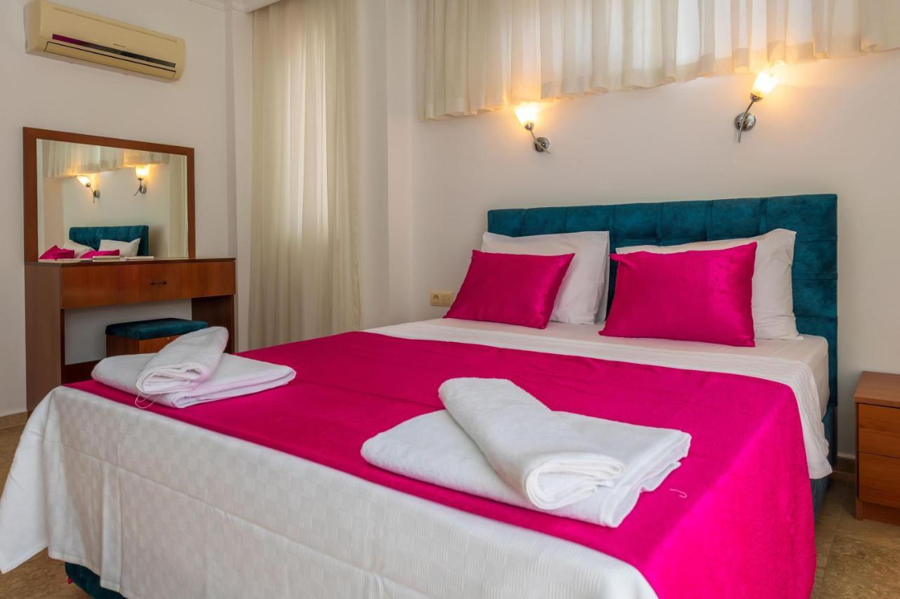 Villa Yasam Park - Luxury 8 Person - Fethiye Calis Beach 90Mt Εξωτερικό φωτογραφία