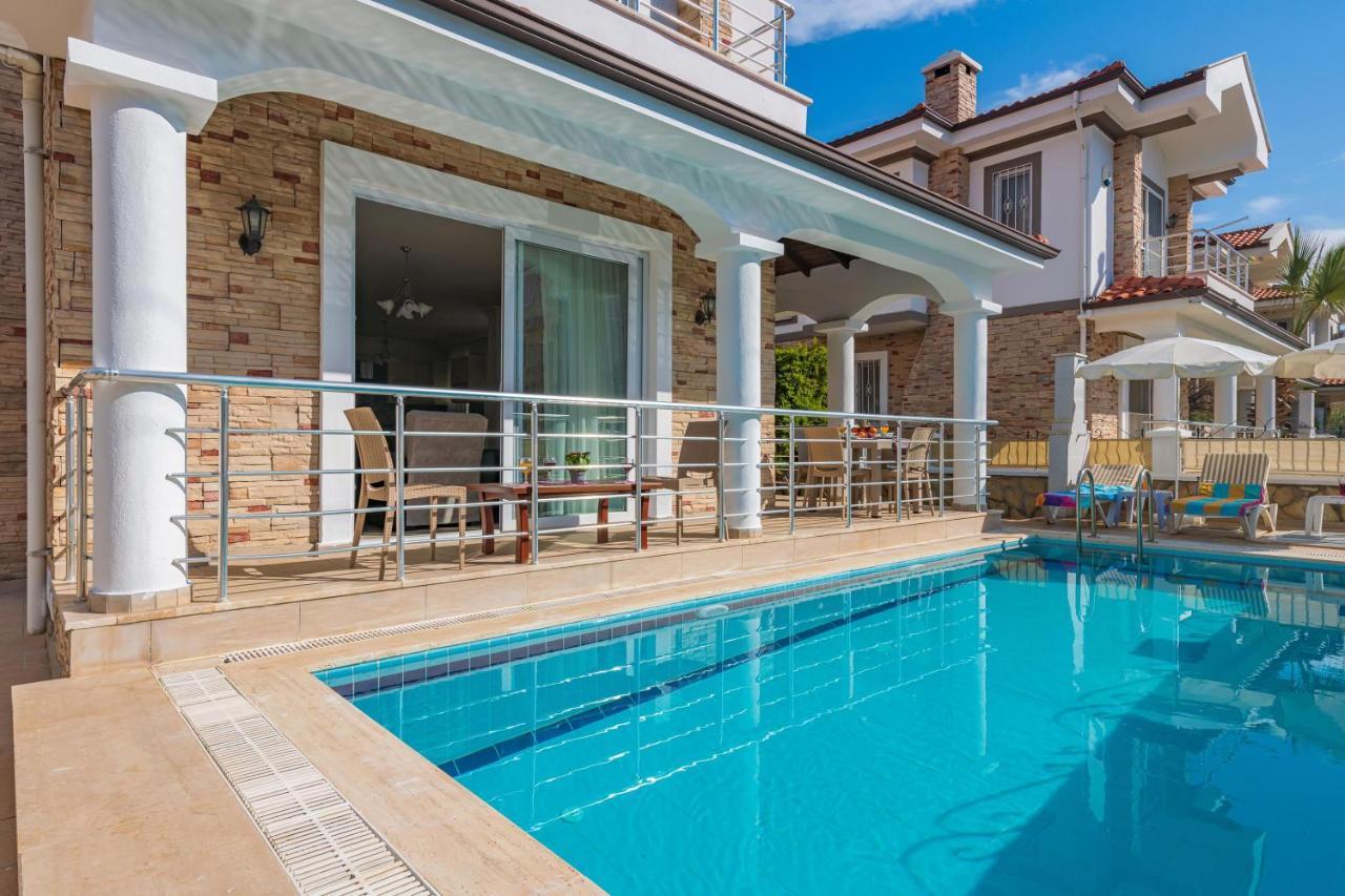 Villa Yasam Park - Luxury 8 Person - Fethiye Calis Beach 90Mt Εξωτερικό φωτογραφία