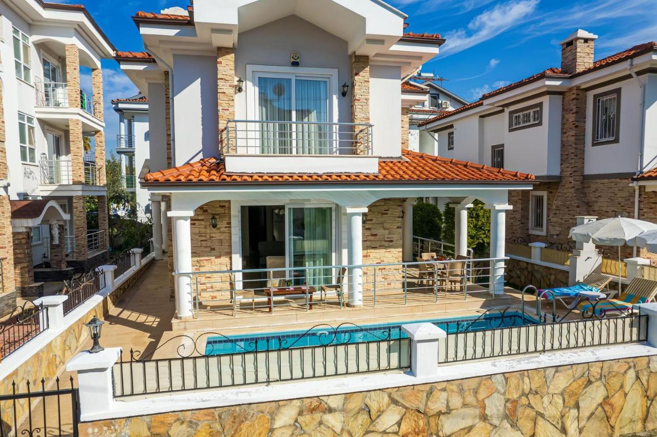 Villa Yasam Park - Luxury 8 Person - Fethiye Calis Beach 90Mt Εξωτερικό φωτογραφία