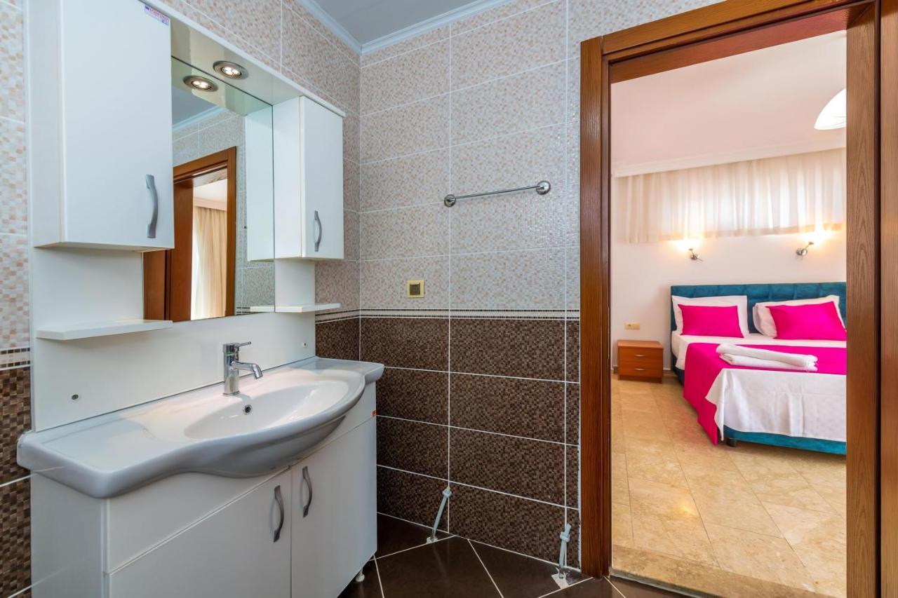 Villa Yasam Park - Luxury 8 Person - Fethiye Calis Beach 90Mt Εξωτερικό φωτογραφία