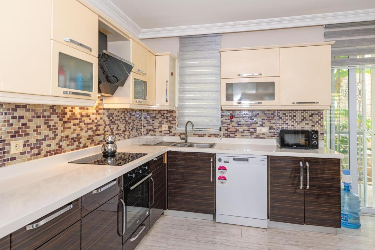 Villa Yasam Park - Luxury 8 Person - Fethiye Calis Beach 90Mt Εξωτερικό φωτογραφία